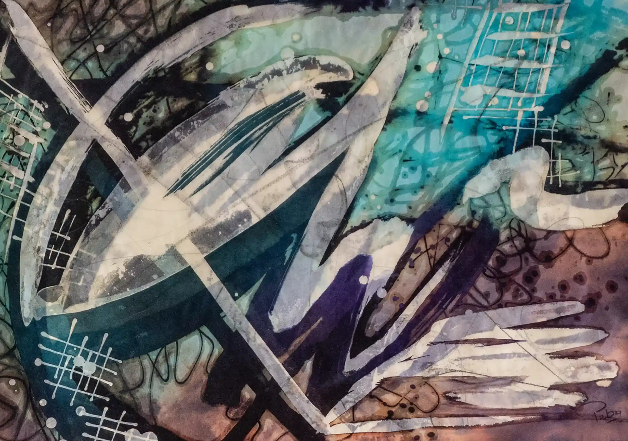 Een abstract schilderij waarin beweging zich langzaam vertaalt naar vorm. Scherpe, lichte lijnen snijden door het beeld en lijken richting te zoeken, terwijl gebogen banen en donkere accenten daartegenin bewegen en het geheel in balans houden. Koele blauwgroene vlakken openen zich als ruimtes waarin die beweging zichtbaar wordt, terwijl warmere, aardse tinten aan de randen een tegengewicht bieden, alsof energie zich verzamelt en weer uiteenvalt. Rasterachtige structuren en fijne lijnen verschijnen als sporen van ordening, fragiel en tijdelijk. Niets ligt vast, maar niets is nog volledig vloeibaar. Het werk bevindt zich precies op het kantelpunt, waar beweging niet langer alleen stroom is, maar begint te stollen tot vorm.